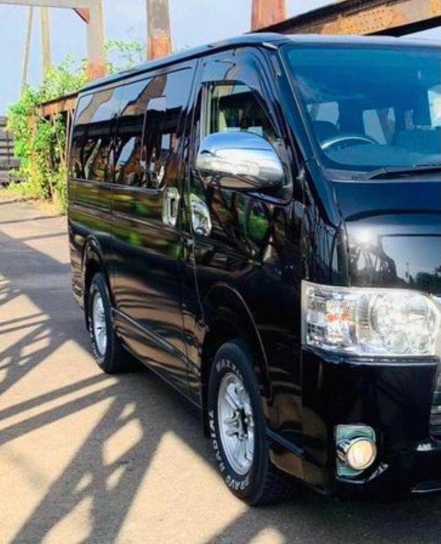 Hiroof Van - 14 Passengers