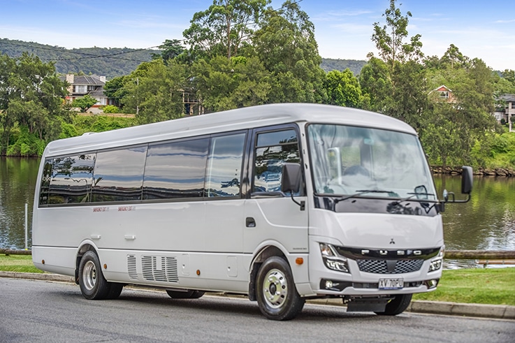 Rosa Bus - 26 Passengers